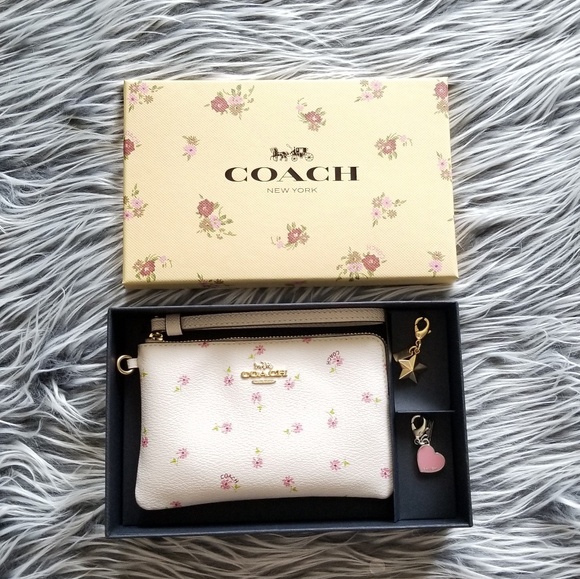 🔥LAST ONE🔥NWT AUTH COACH WRISTLET DITSY DAISY - Picture 3 of 8